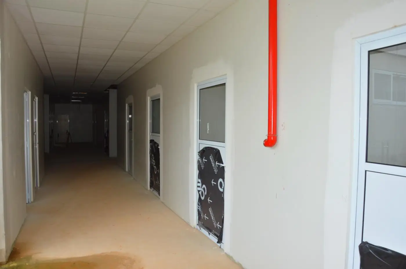 Governo do Estado finaliza estrutura externa e avança no acabamento do novo hospital de Amapá