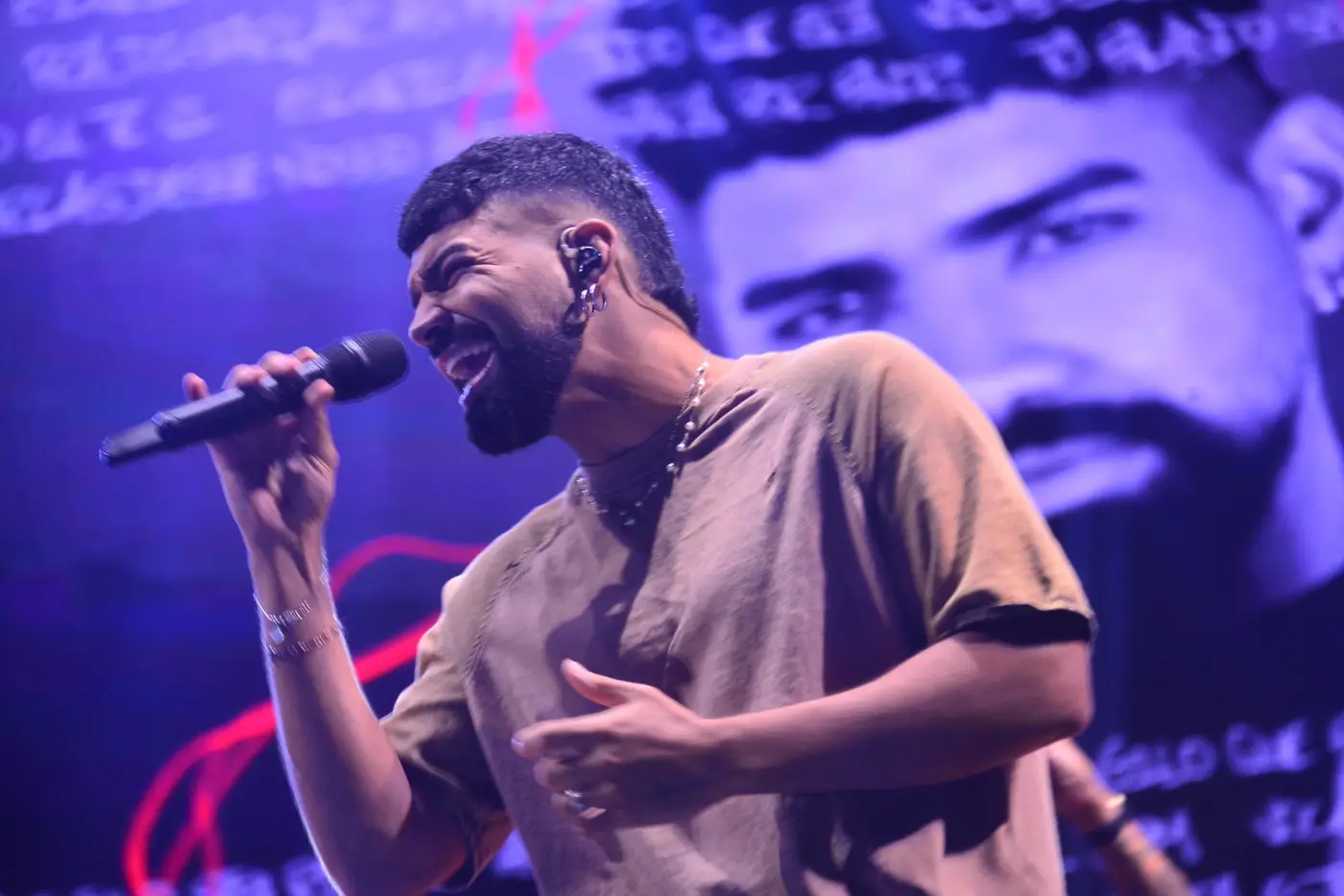 Di Ferrero e Dilsinho levantam o público na segunda noite do Festival Equinócio das Águas, em Macapá