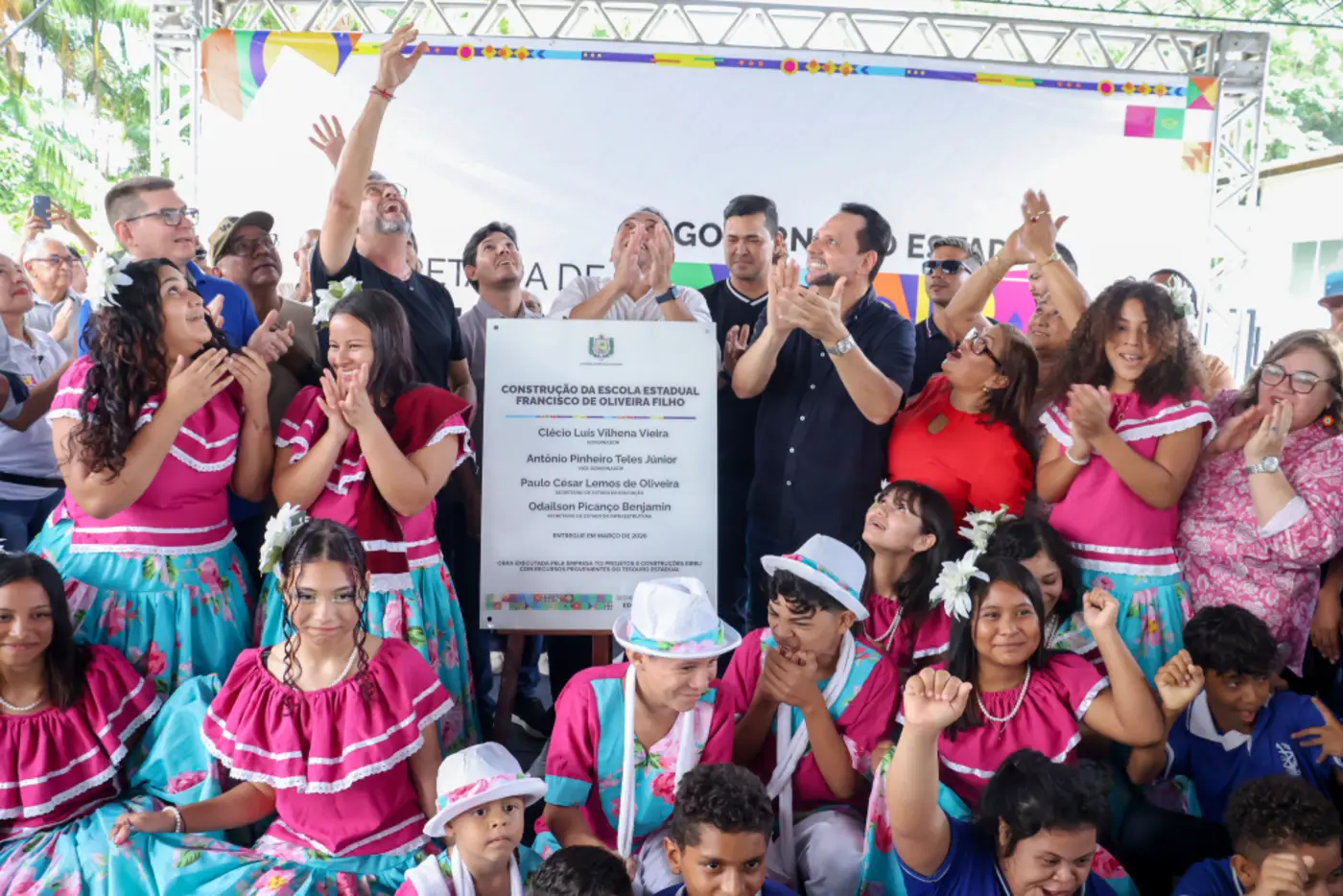 “Pedimos reformas, mas ganhamos uma escola nova”, diz professora durante entrega de unidade reconstruída pelo Governo do Amapá em Anauerapucu