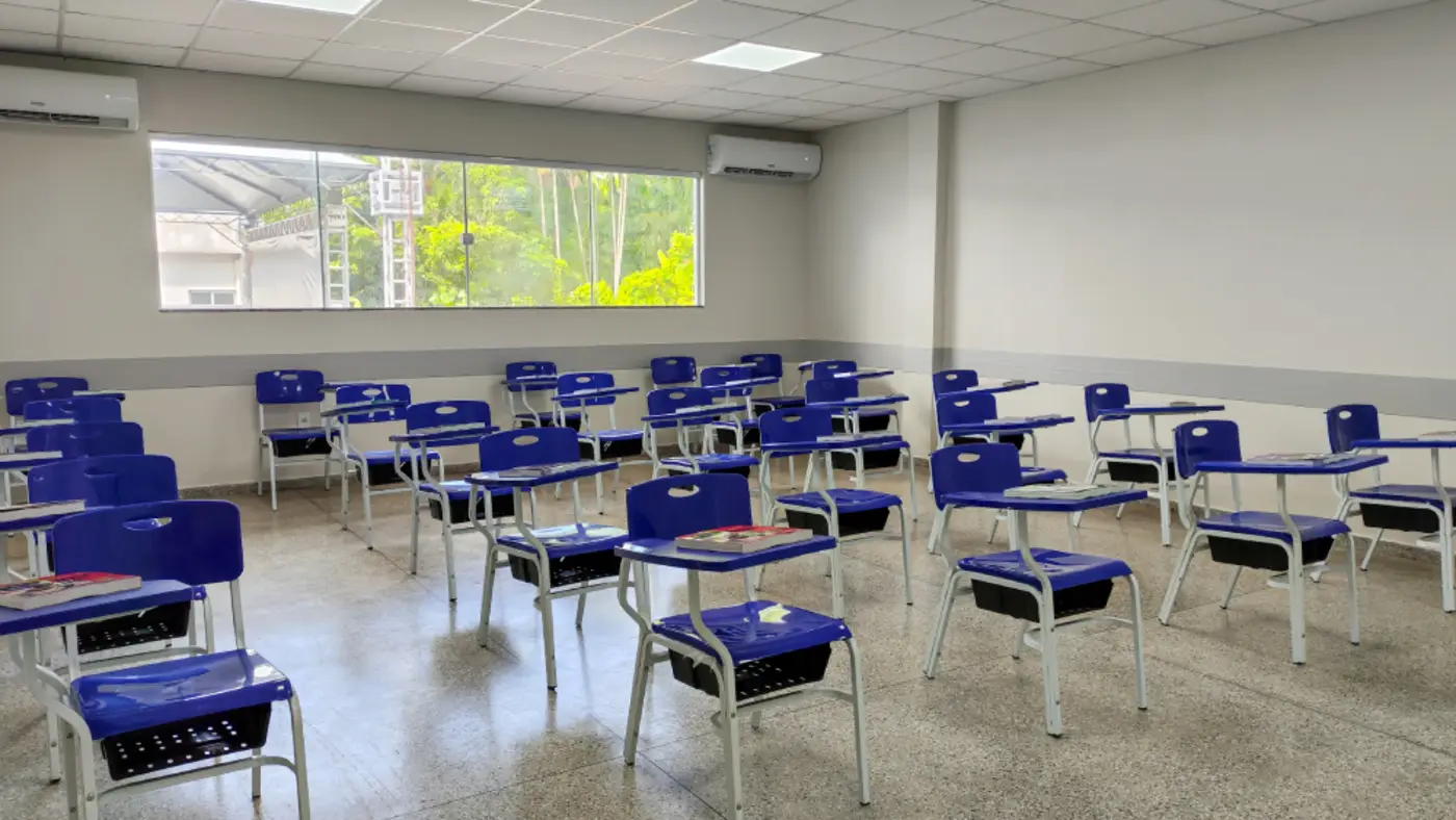 “Pedimos reformas, mas ganhamos uma escola nova”, diz professora durante entrega de unidade reconstruída pelo Governo do Amapá em Anauerapucu