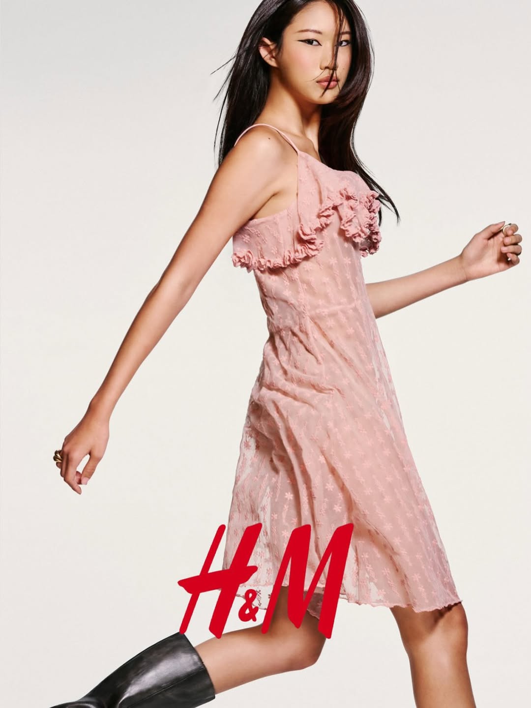 Beleza asiática ganha destaque nas passarelas!