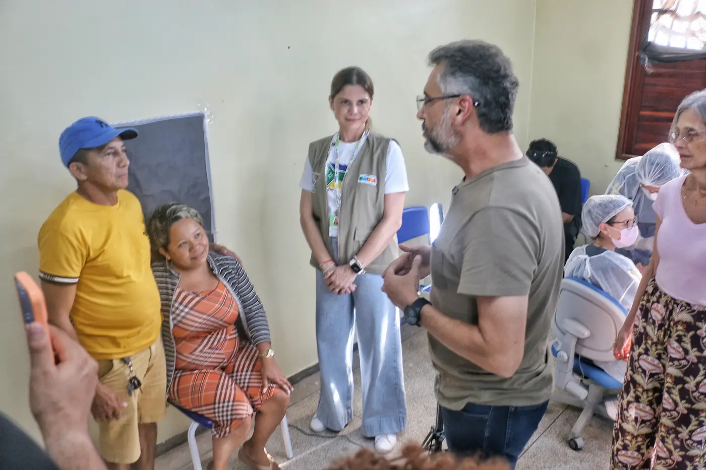 Governador Clécio acompanha mega ação do programa Mais Sorriso no distrito do Pacuí, em Macapá