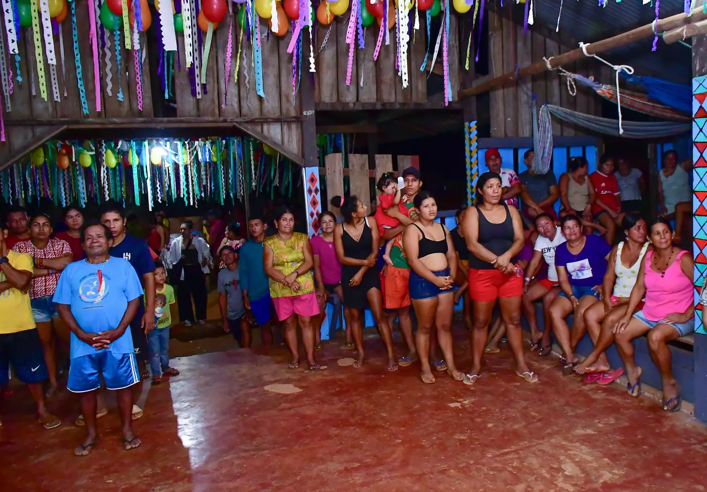 Governador Clécio participa da Festa do Divino Espírito Santo e reforça apoio às tradições indígenas no Oiapoque