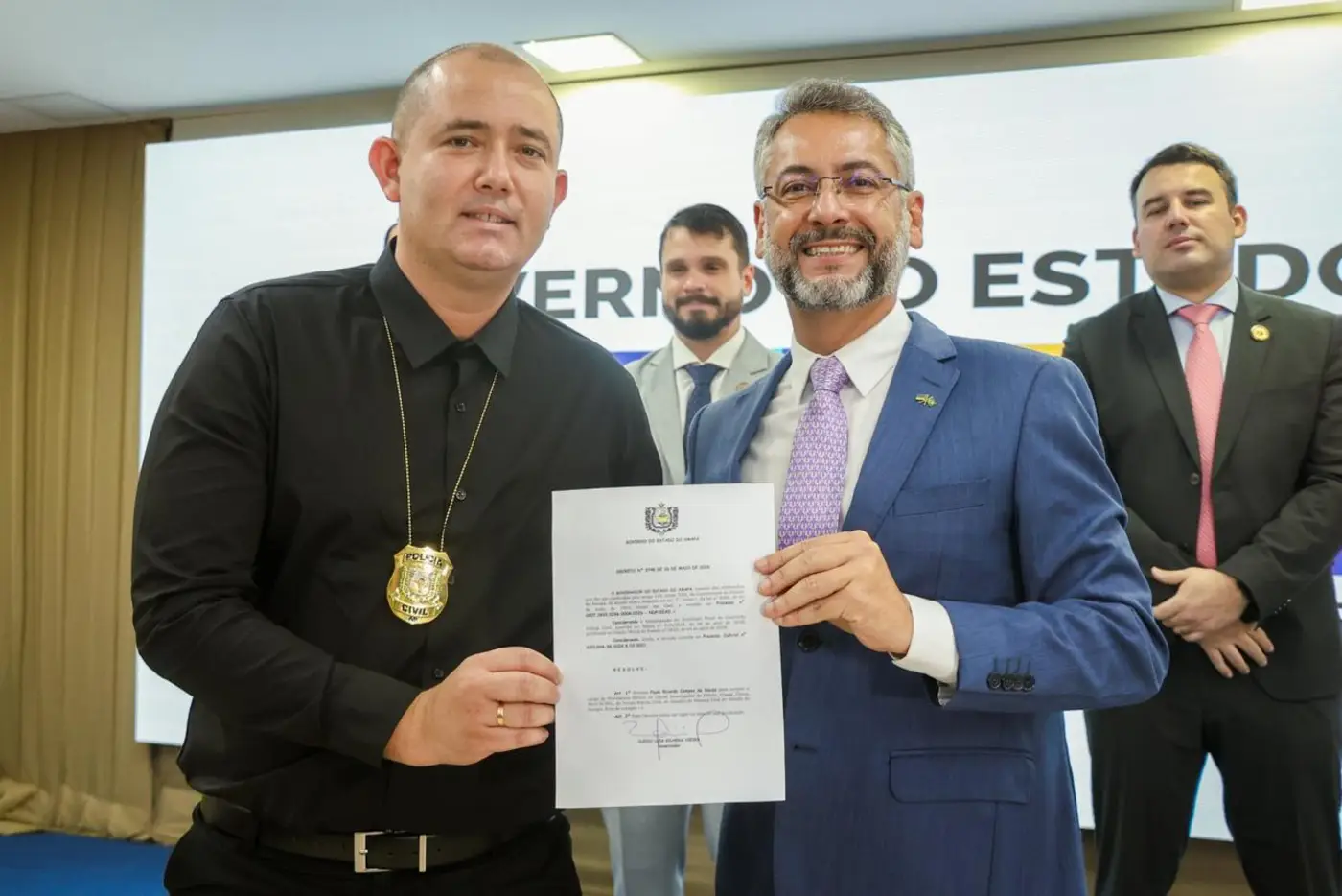 "Entram com espírito público de levar justiça para quem precisa", enfatiza governador Clécio ao nomear novos policiais civis do Amapá