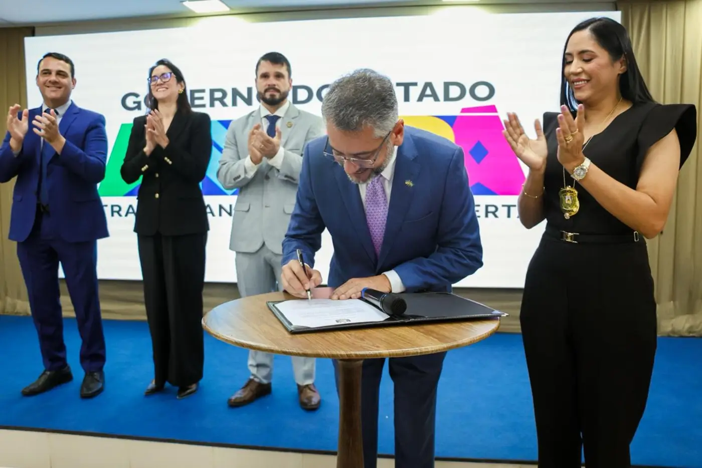 "Entram com espírito público de levar justiça para quem precisa", enfatiza governador Clécio ao nomear novos policiais civis do Amapá