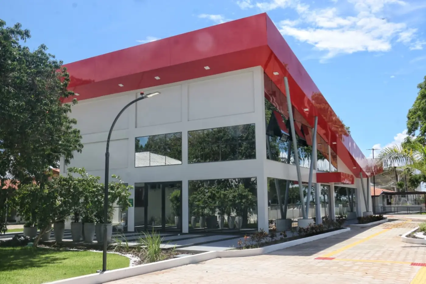 Inaugurado pelo governador Clécio, Parque Residência funcionará de terça a domingo, com opções de lazer durante o dia e a noite