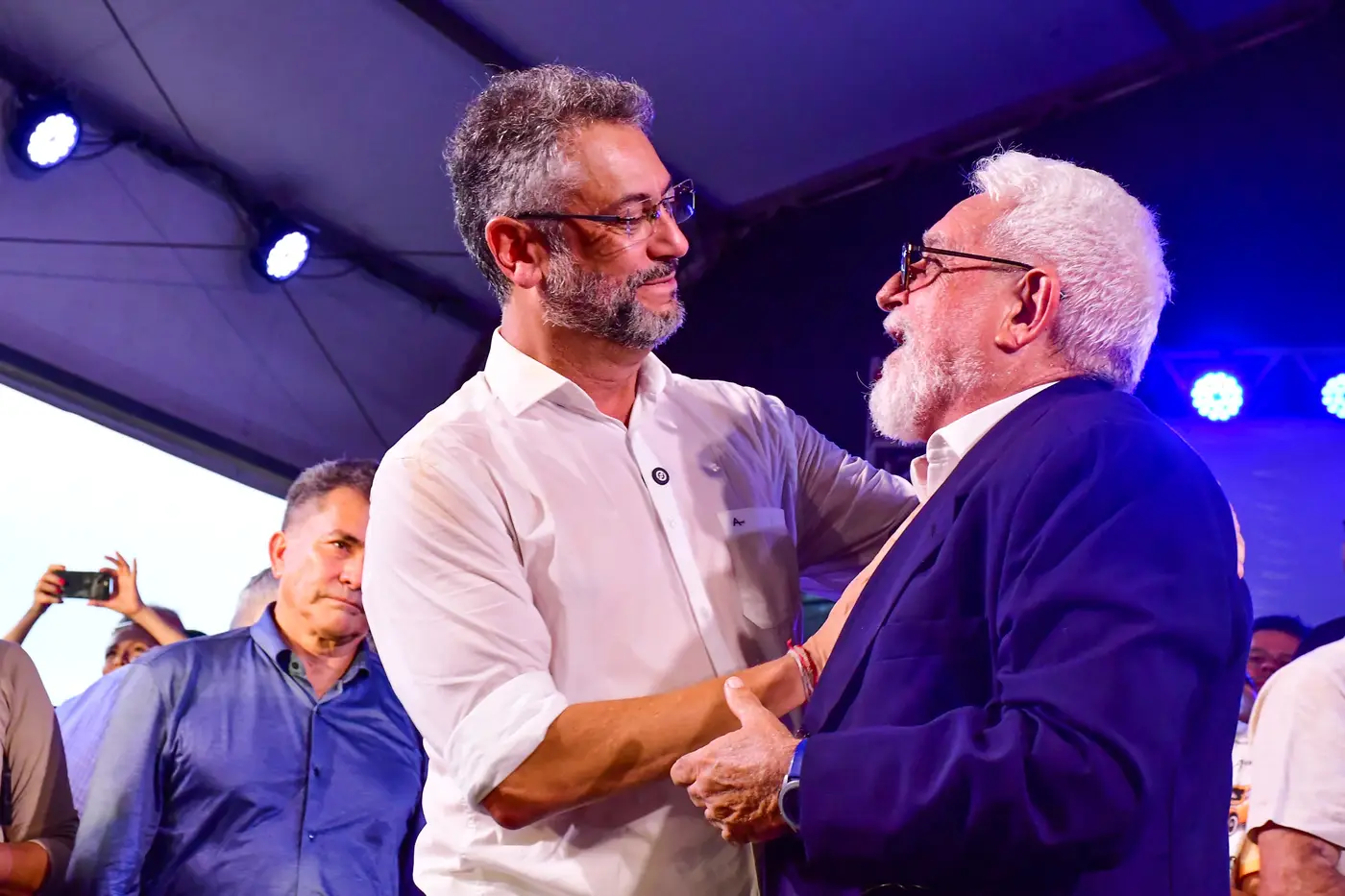 "Cultivar a amapalidade, o amor pelo Amapá e o orgulho da nossa história", celebra governador Clécio ao inaugurar o Parque Residência