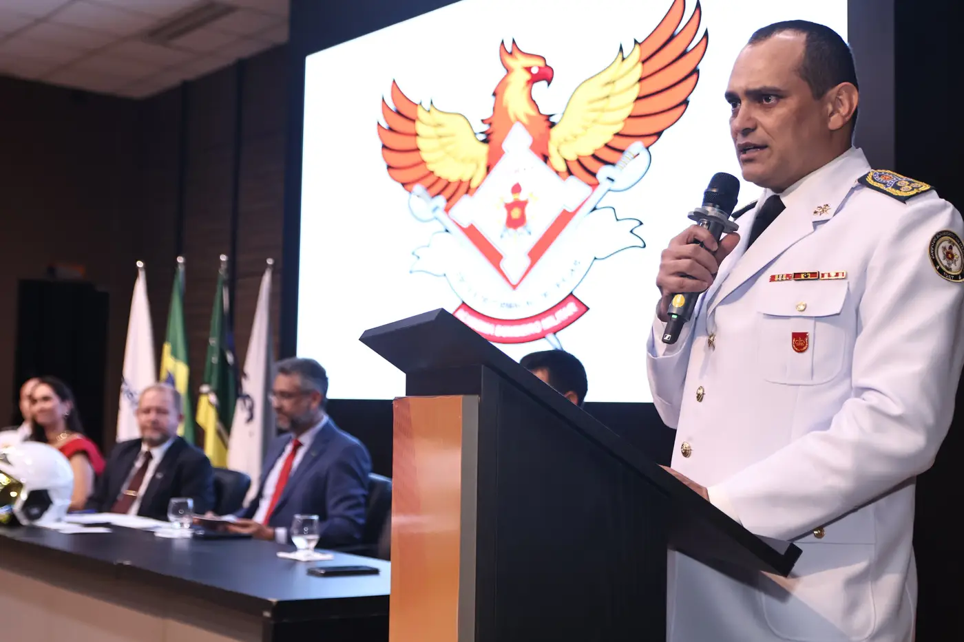 Governador Clécio Luís abre curso histórico e garante formação inédita de oficiais do Corpo de Bombeiros no Amapá