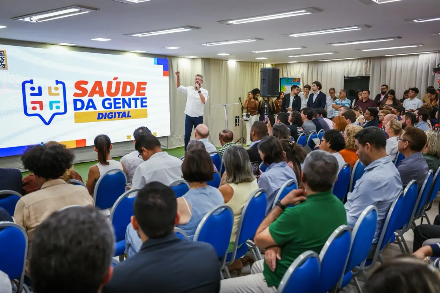 "Universalizar a saúde em todas as frentes", destaca governador Clécio ao anunciar programa de telemedicina com consultas 24 horas por dia