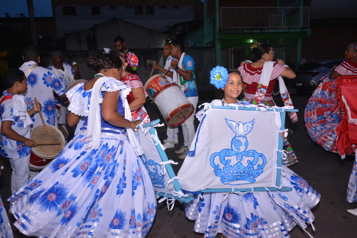 Derrubada dos mastros no “Domingo do Senhor” marca o encerramento do Ciclo do Marabaixo 2026, em Macapá