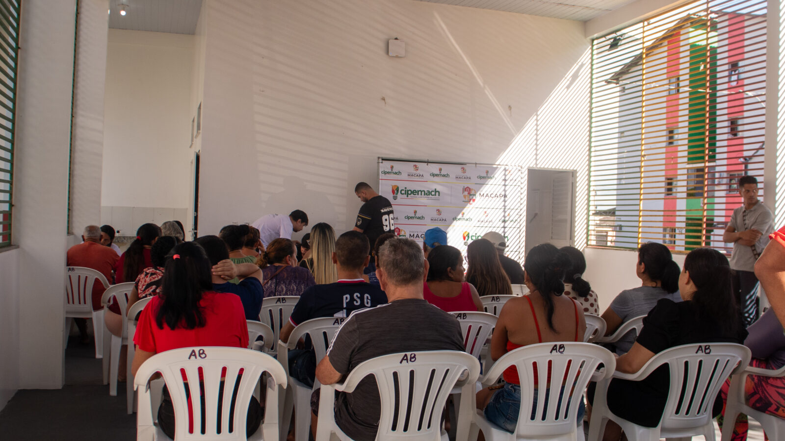 Prefeitura de Macapá inicia cadastramento para implantação de energia solar no Habitacional Mucajá