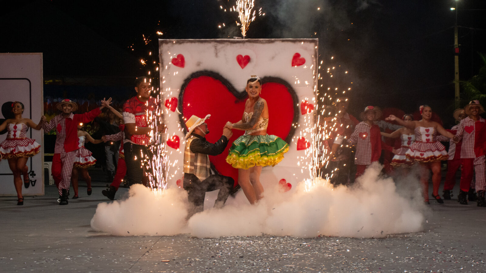 Animação das quadrilhas tradicionais marcam a primeira noite da Quadra Junina de Macapá