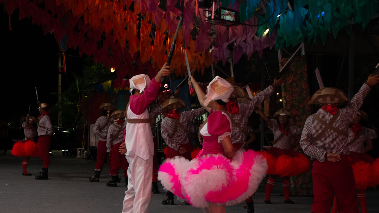 Animação das quadrilhas tradicionais marcam a primeira noite da Quadra Junina de Macapá