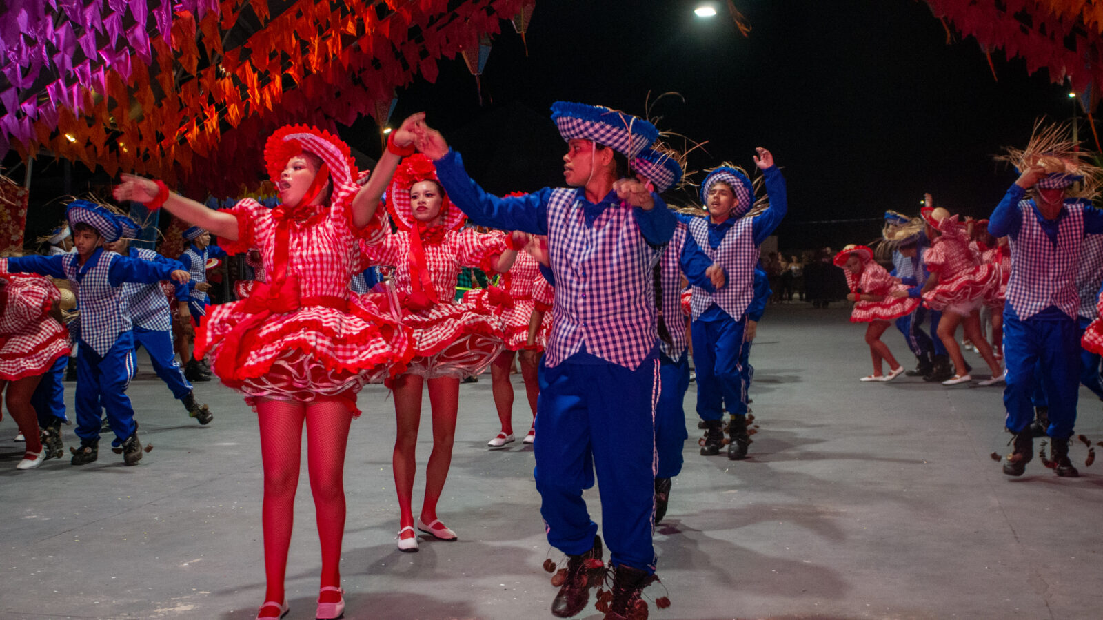 Animação das quadrilhas tradicionais marcam a primeira noite da Quadra Junina de Macapá