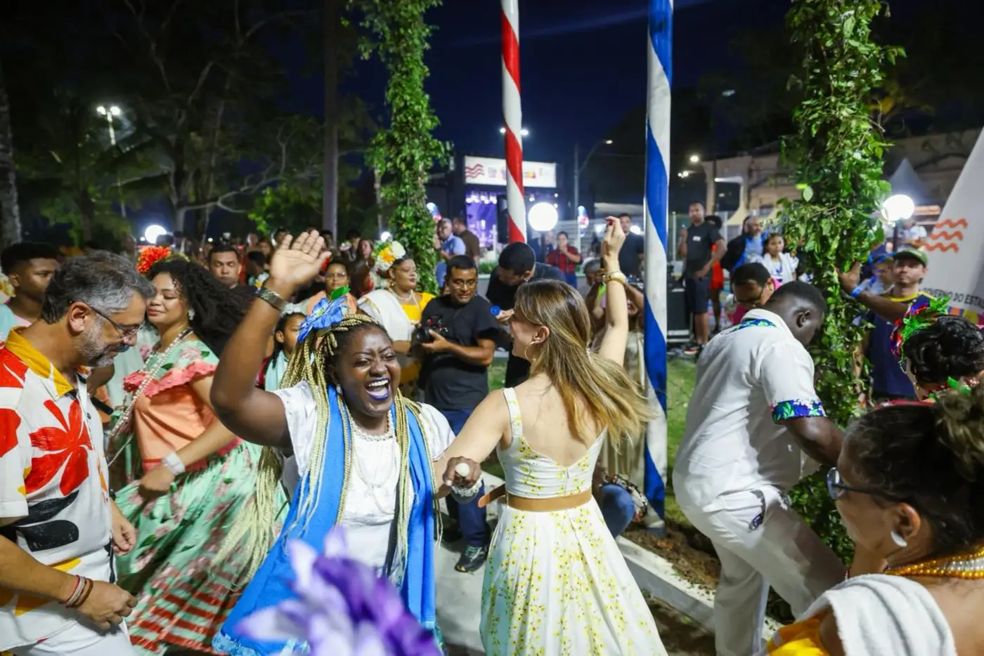 "Reafirmamos nossa história", enfatiza governador Clécio na abertura da Semana Estadual do Marabaixo com show de Alcione