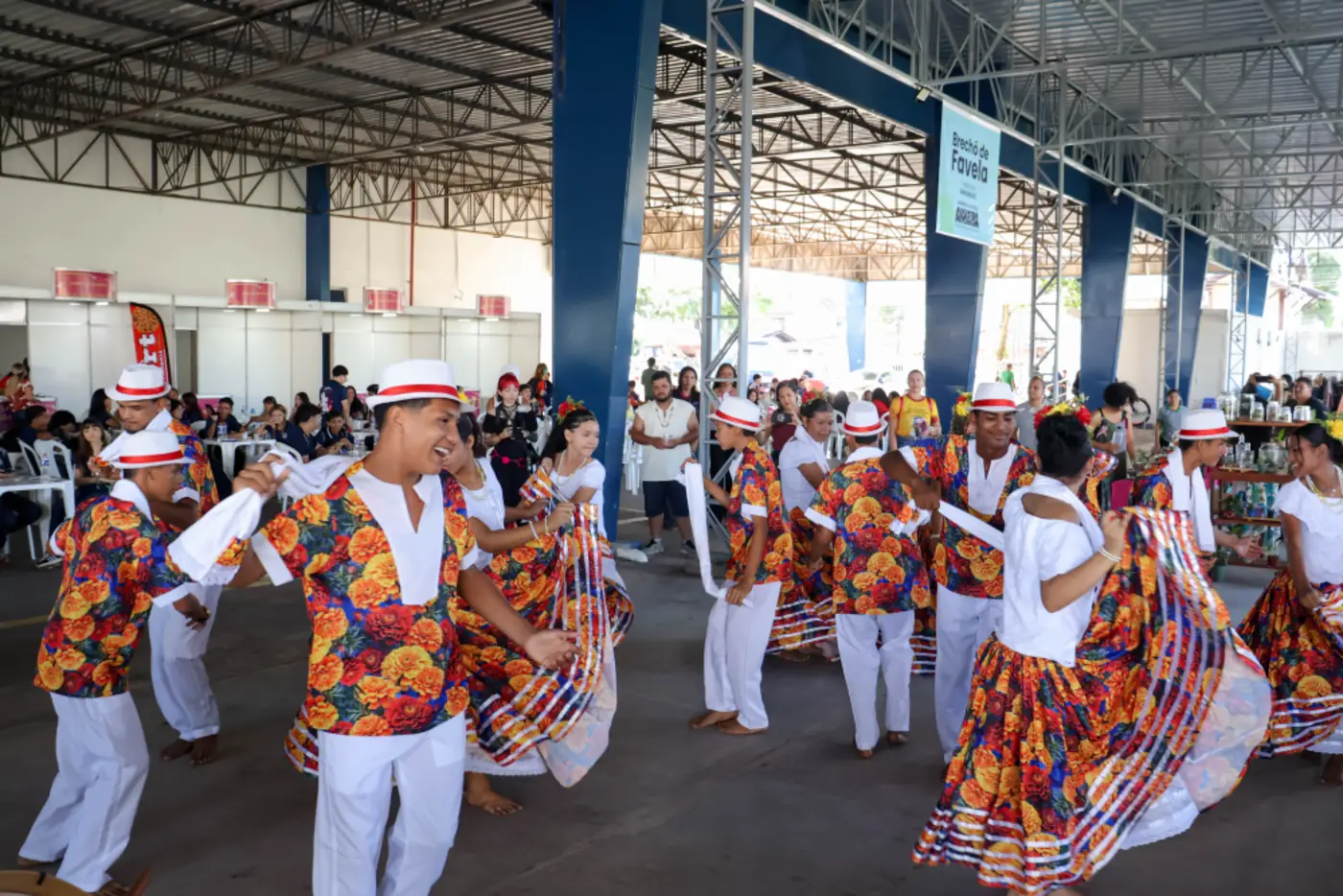 Estudantes de Itaubal levam tradição do Marabaixo à 4ª edição da Expo Favela Innovation Amapá