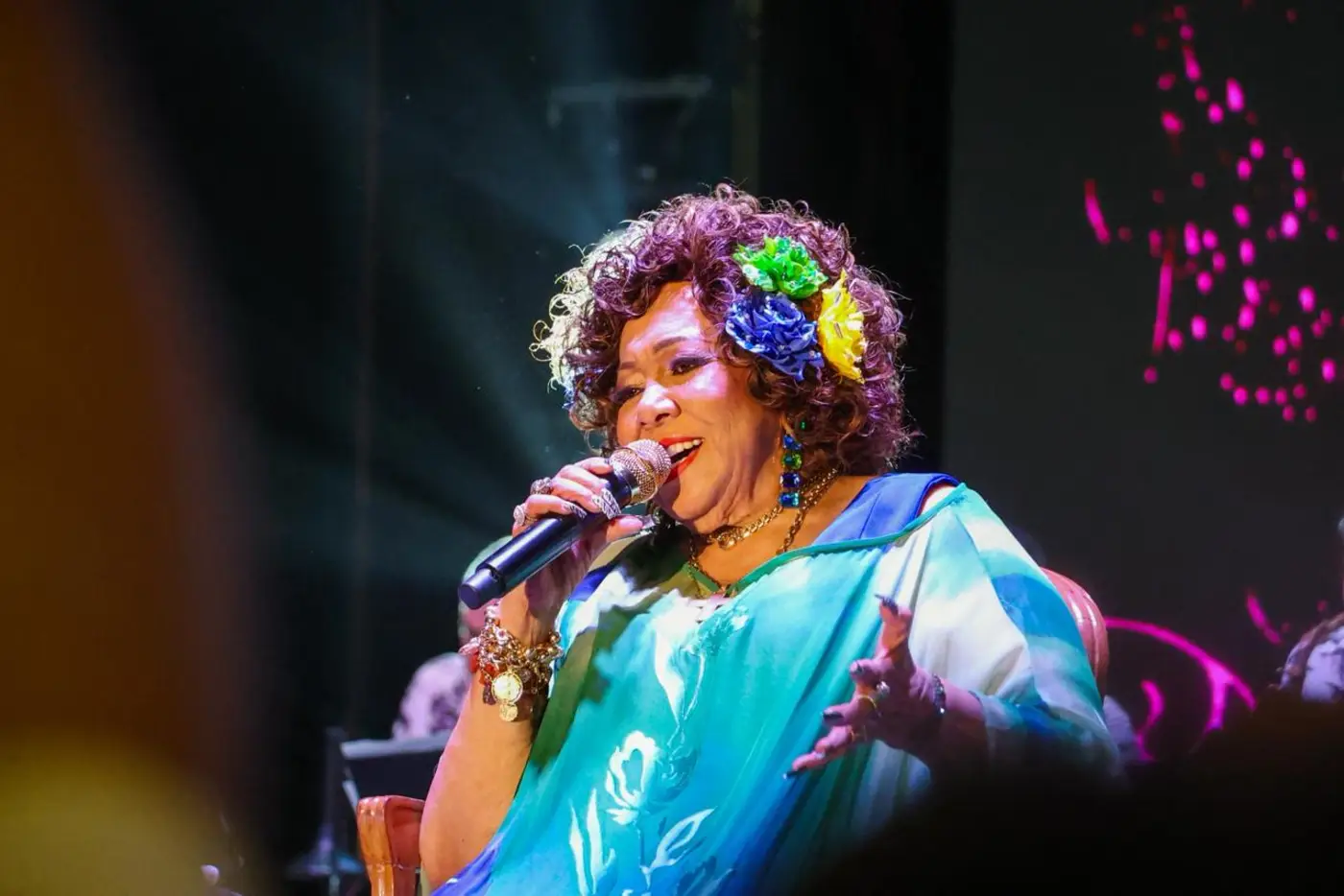 "É uma sorte ter me atracado com o Marabaixo", afirma Alcione em show que celebra a ancestralidade amapaense