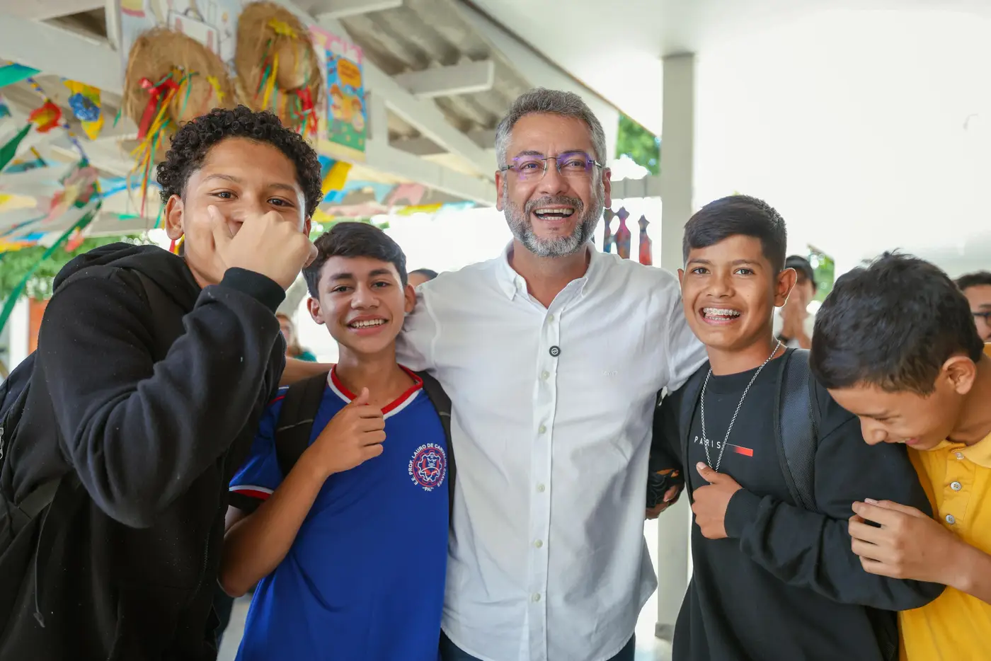 Governador Clécio vistoria ajustes finais da reconstrução da Escola Estadual Lauro Chaves, na Zona Sul de Macapá