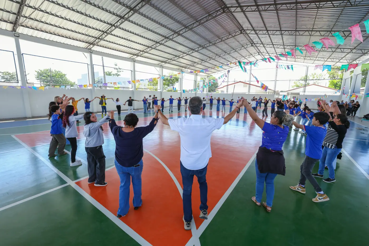 Governador Clécio vistoria ajustes finais da reconstrução da Escola Estadual Lauro Chaves, na Zona Sul de Macapá