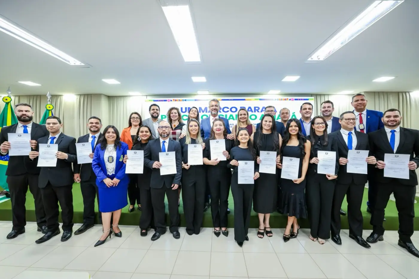 Governador Clécio nomeia 17 servidores da 2ª turma da Polícia Científica do Amapá e anuncia novos investimentos na instituição