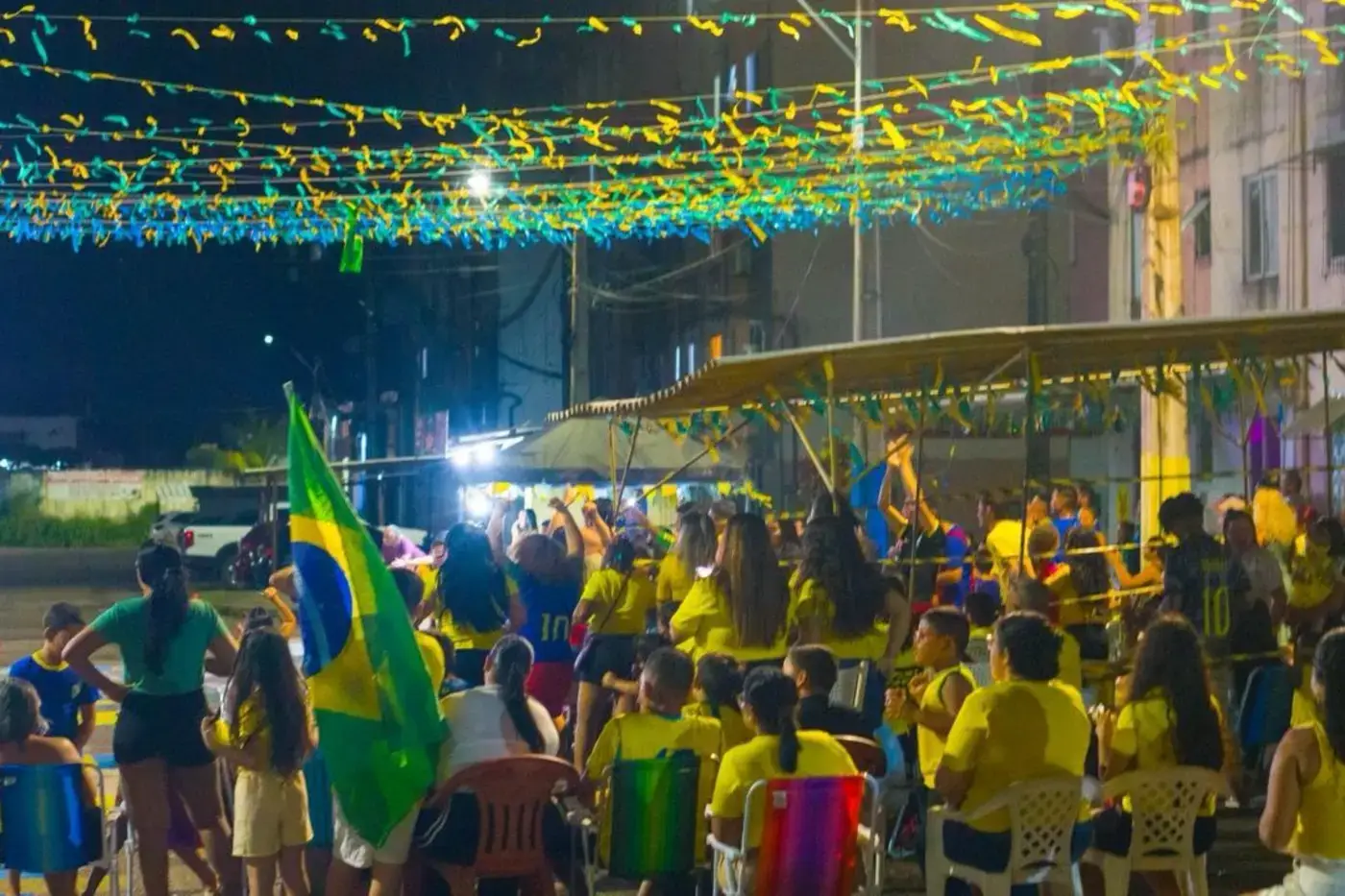 Governo do Amapá mantém telões em oito habitacionais de Macapá para transmissão do segundo jogo do Brasil na Copa
