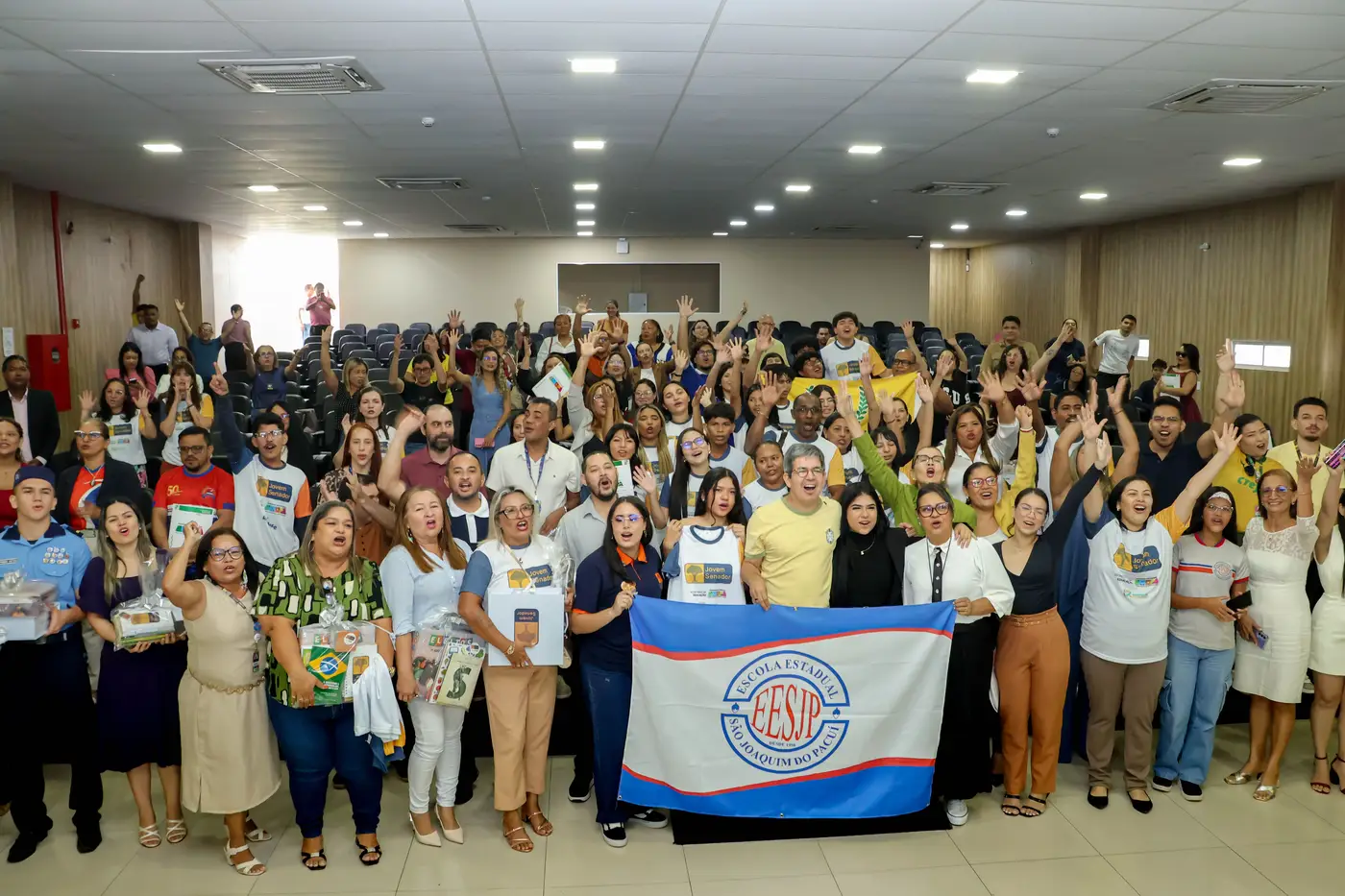 Governo do Amapá anuncia vencedora da etapa estadual do programa Jovem Senador 2026