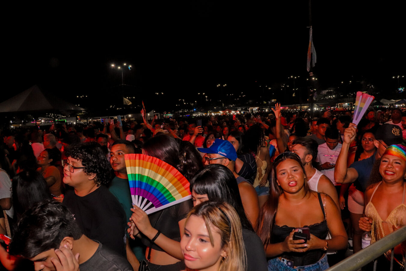 26ª Parada do Orgulho LGBTQIAPN+ encerra programação da diversidade no Macapá Verão