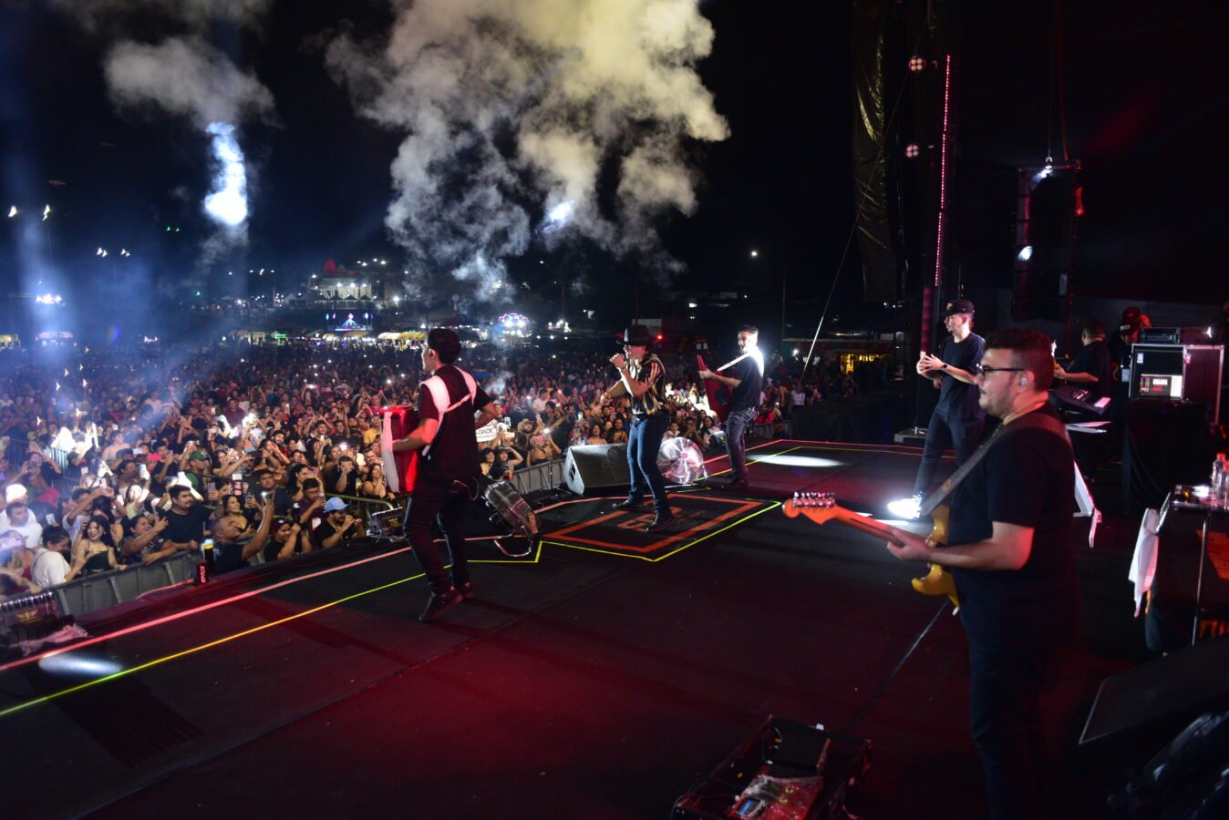 Praça Jacy Barata encerra programação do Macapá Verão 2026 com recorde de público, cultura e fortalecimento da economia local