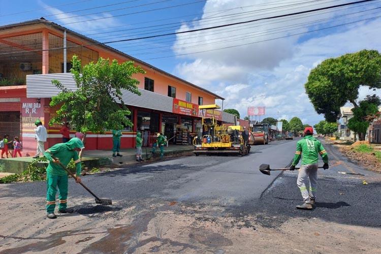 Frentes de trabalho da Prefeitura de Macapá atuam em obras e asfaltamento