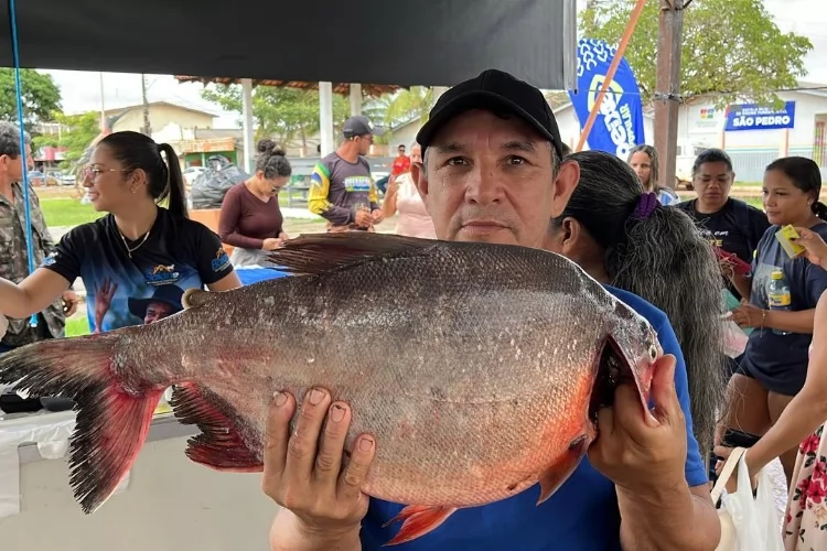 Parceria entre Prefeitura e Governo do Estado garante peixe a partir de R$ 14 na Feira da Semana Santa em Pedra Branca do Amapari