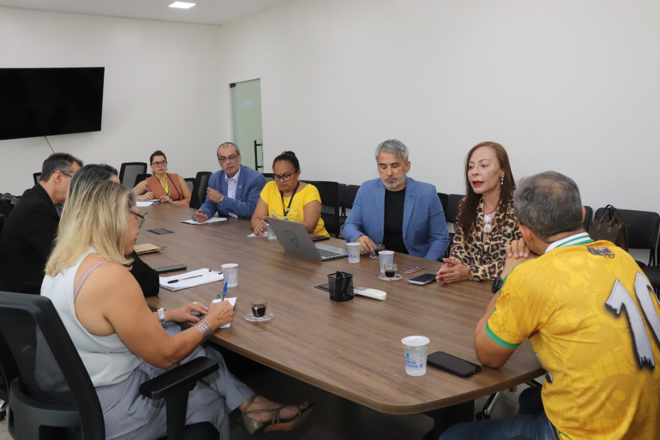 Prefeitura de Macapá discute adesão ao Programa Escudo Lilás 2.0 para ampliar proteção às mulheres em espaços públicos