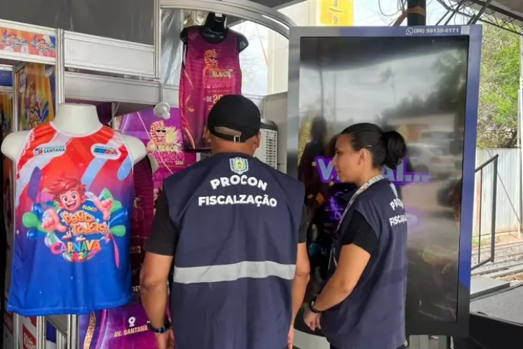 Empreendedores que atuam em setores ligados ao Carnaval recebem orientações do Procon Amapá