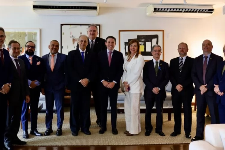 TJAP integra comitiva do Consepre em reunião com presidente da Câmara dos Deputados, em Brasília (DF)