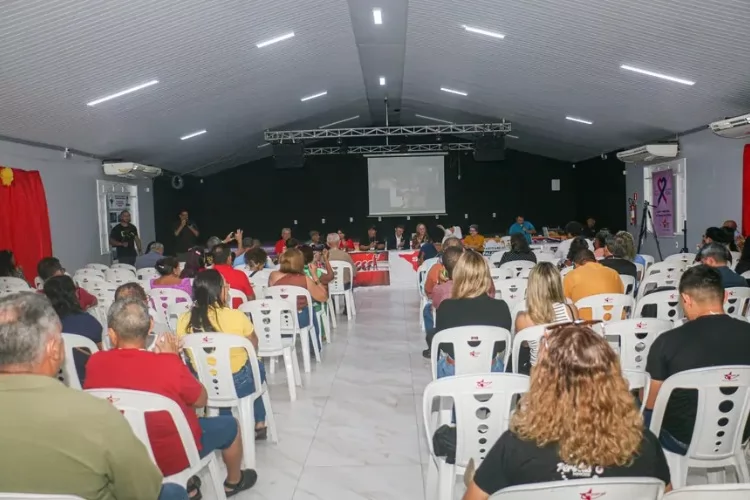 Seminário debate valorização e direitos dos servidores federais no Amapá