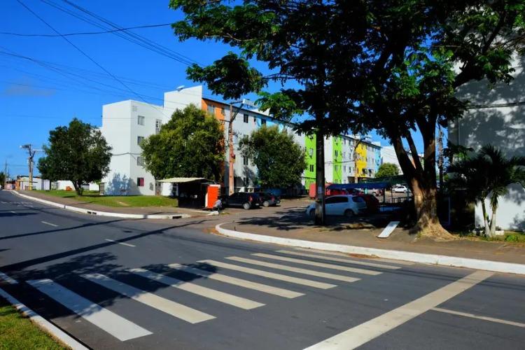 Serviços de pavimentação e sinalização são concluídos no conjunto Habitacional Macapaba