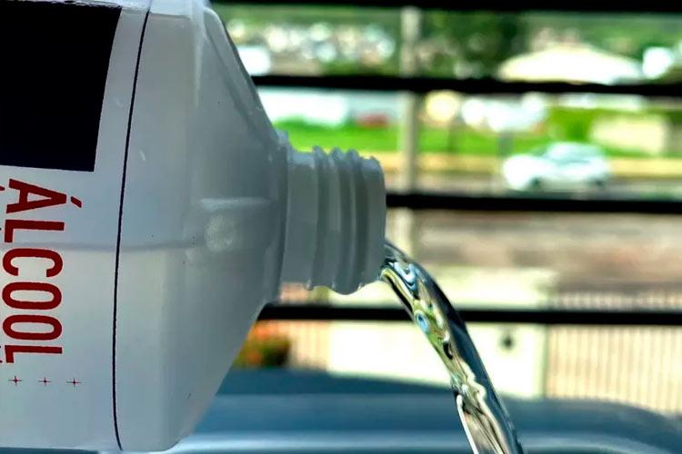 Venda de álcool líquido 70% é proíbida em estabelecimentos e supermercados em Macapá