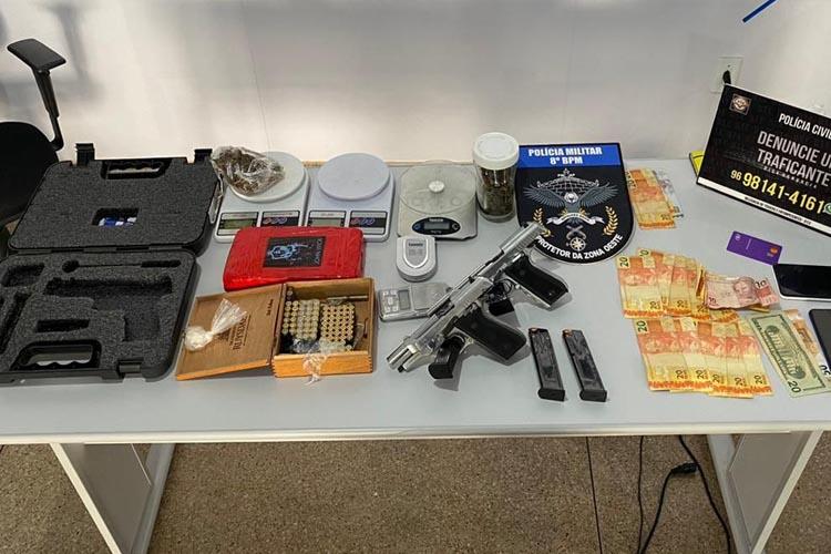 Casal é detido com armas, munições, dinheiro e drogas