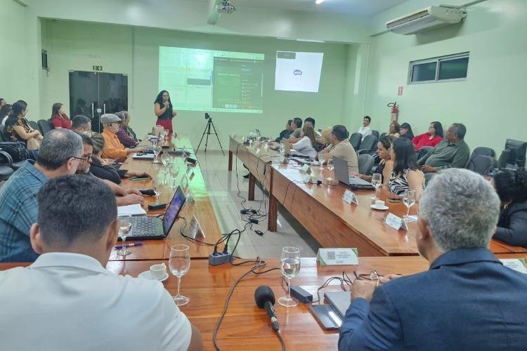 Plenária do Conselho Estadual de Educação discute ampliação do Qualifica Amapá