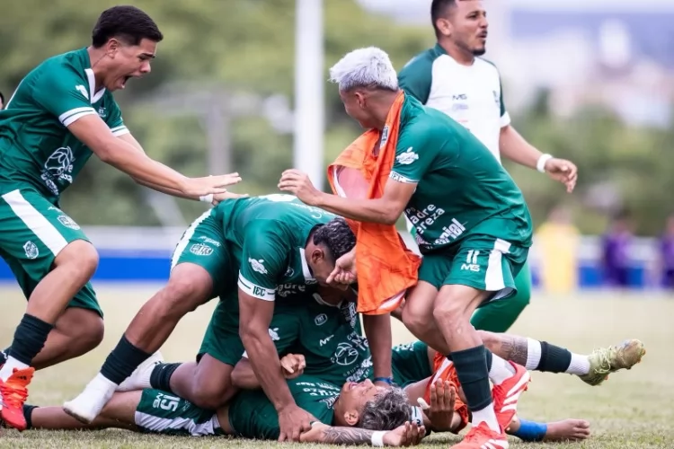 Independente garante classificação e segue vivo na Copinha