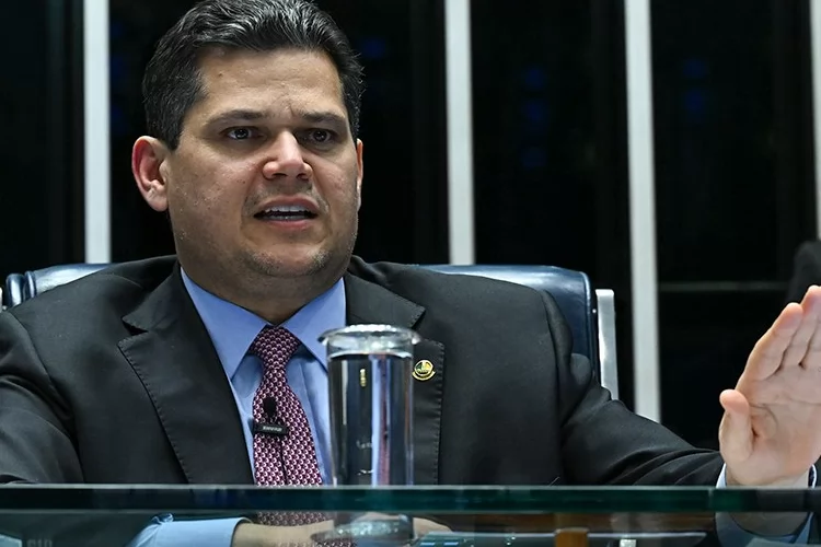 Davi pede que Congresso siga cumprindo sua missão pelo Brasil