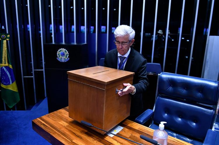 Senado elege seu novo presidente em 1° de fevereiro
