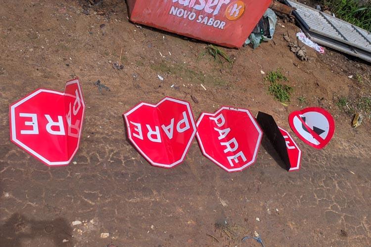 STTrans denuncia furtos de placas de trânsito