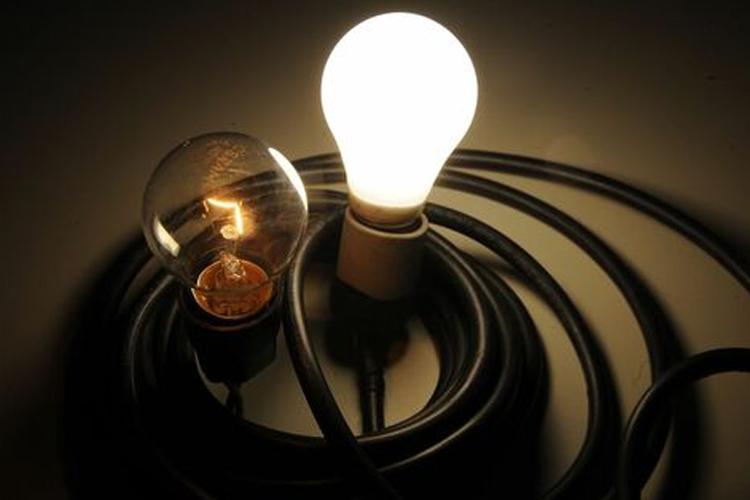 ANEEL propõe redução nos valores das bandeiras tarifárias de energia