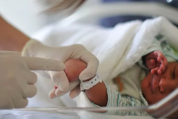 Senado analisa medidas de enfrentamento ao parto prematuro