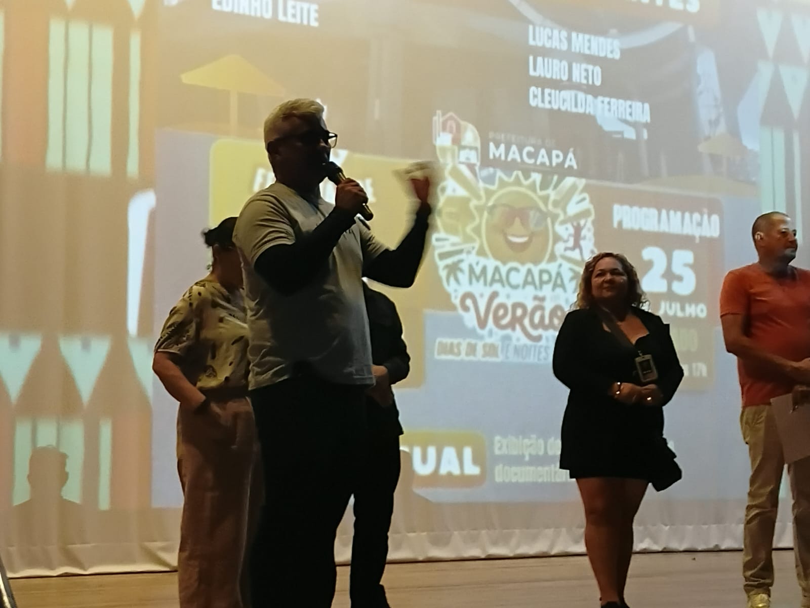 Mostra de curta metragens e documentários movimenta Teatro Fernando Canto em mais uma noite de programações do Macapá Verão