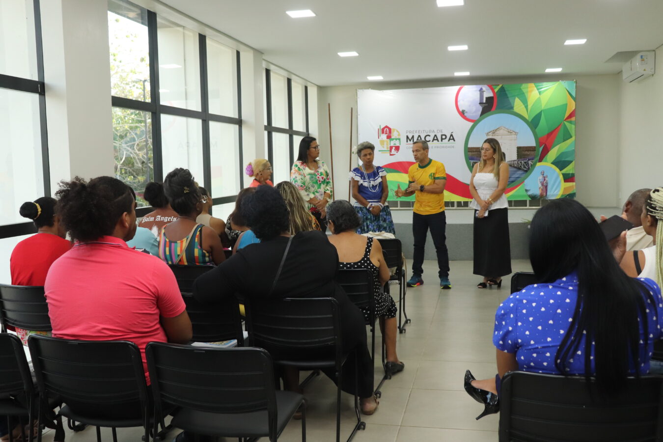 Prefeitura de Macapá fortalece diálogo com comunidades e discute apoio permanente às festas tradicionais