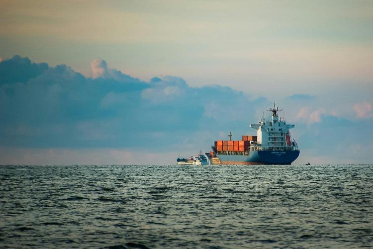 ONU adota maior Área de Controle de Emissões Marítimas do mundo