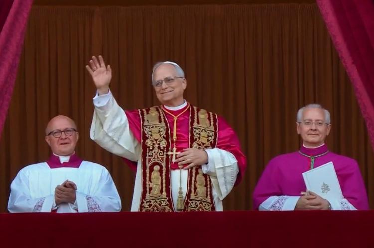 Davi Alcolumbre saúda novo papa Leão XIV