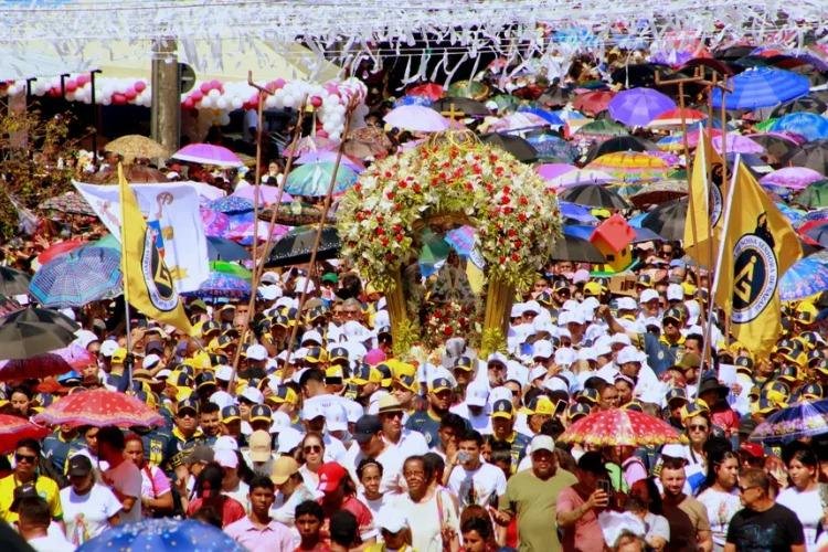 Círio 2026: milhares de fiéis foram às ruas em procissão de fé e homenagens a Nossa Senhora de Nazaré