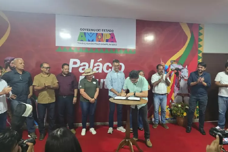 Governador Clécio sanciona lei que reestrutura carreiras e valoriza servidores do Rurap